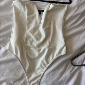 Lulu's Ivory V-Neck plunge bodysuit